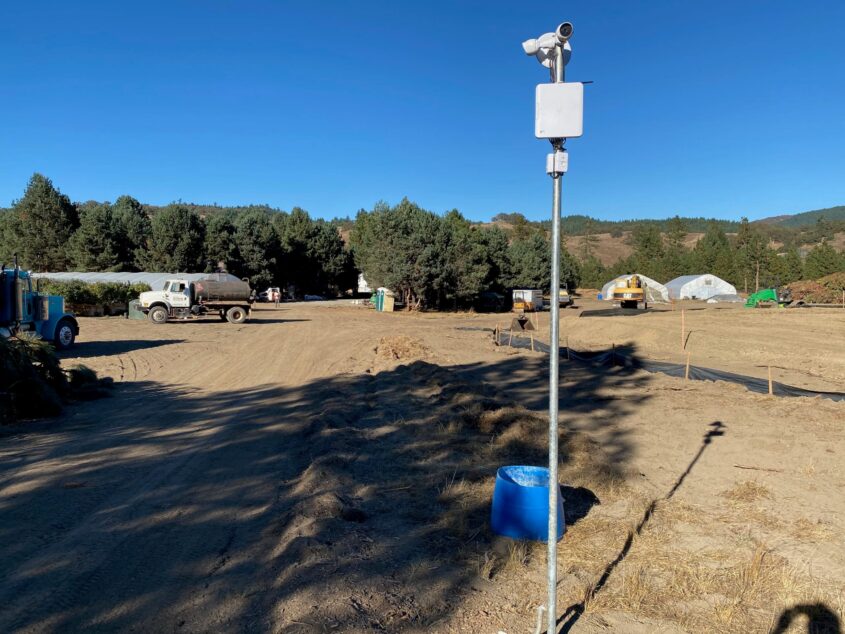 Pole 1 with Wireless Backhaul