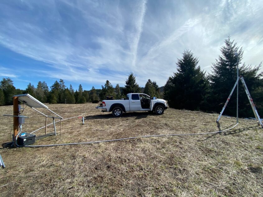 install of solar for wireless backhaul for video security
